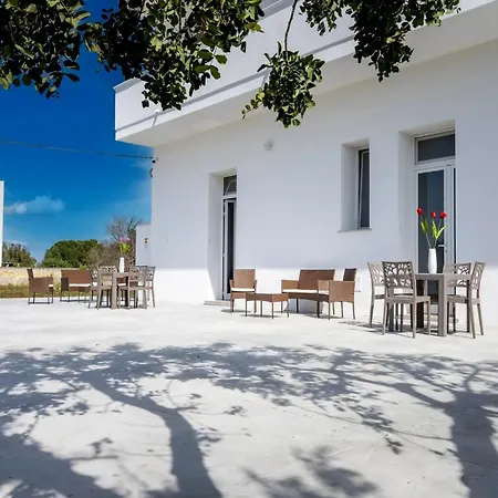 Ferienhaus Monolocale Riva Wi-fi, Clima E Giardino A Torre Lapillo Nardò