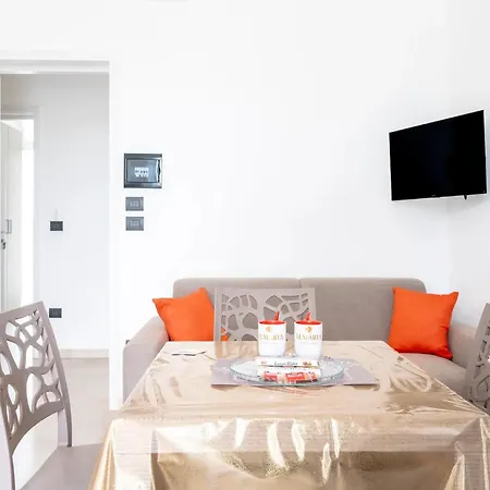 Monolocale Riva Nuovo Con Wi-fi, Clima E Giardino A Torre Lapillo Casa vacanze