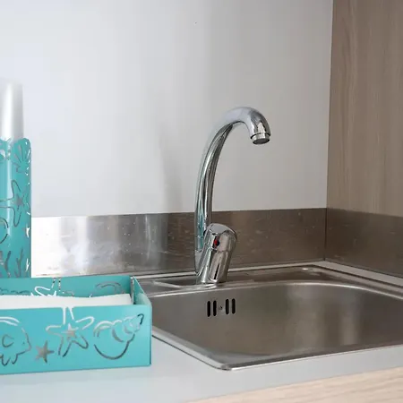 Casa vacanze Monolocale Riva Nuovo Con Wi-fi, Clima E Giardino A Torre Lapillo *